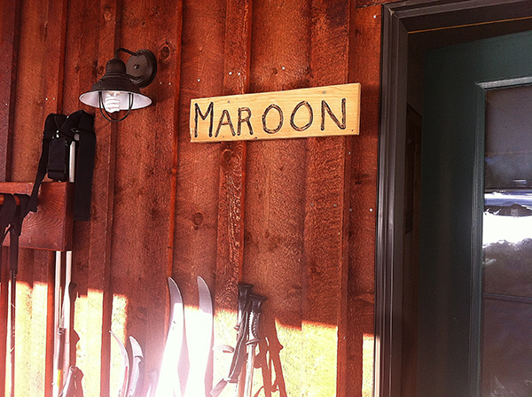 maroon-hut